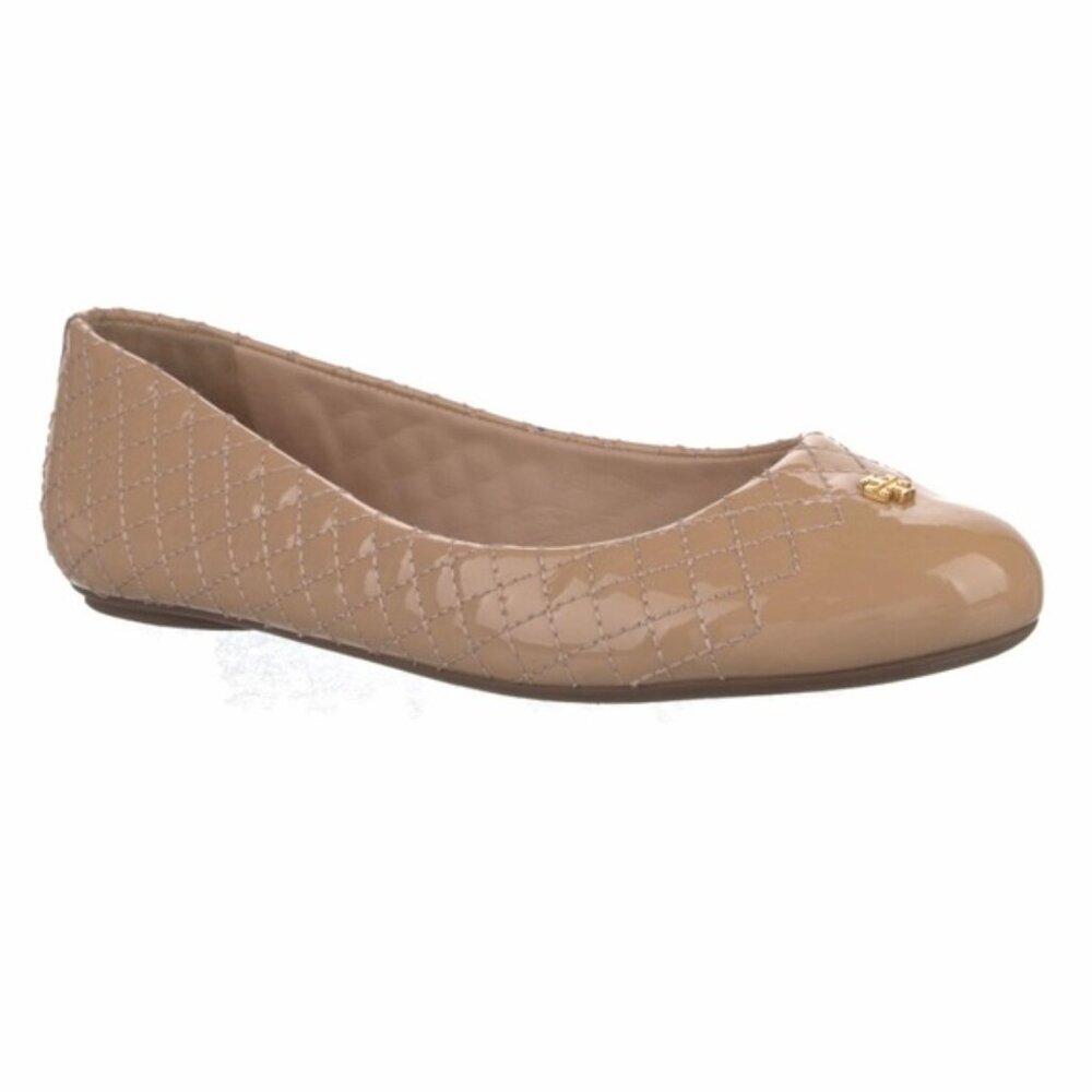 Tory Burch Quilted Patent Leather Ballet Flats Logo Neutral Shoes Round Toe Tan
